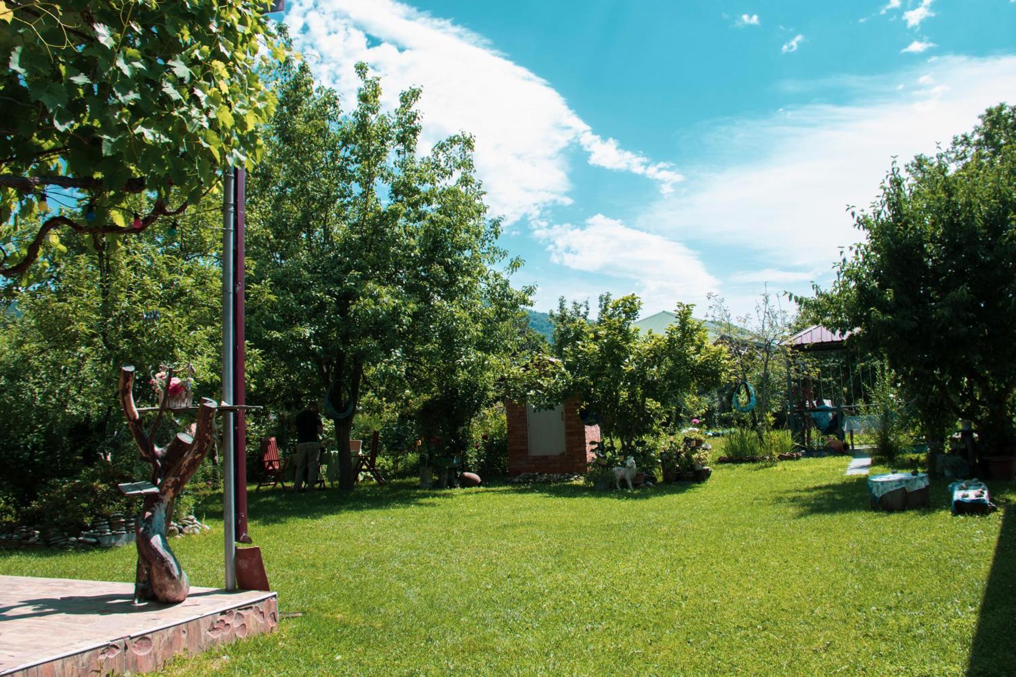 Guest House Melissa Duisi Екстер'єр фото